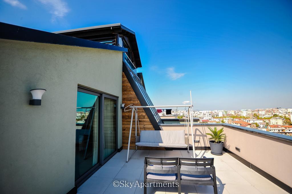 Sky Apartment *